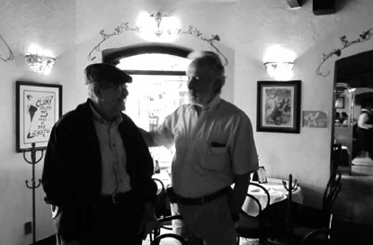 Carlos Moreno y José Luis en un restaurante del sur de la ciudad de México en octubre del 2014.