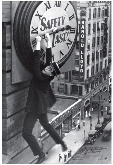 Fotograma de la película muda Safety Last de Harold Loyd (1923).